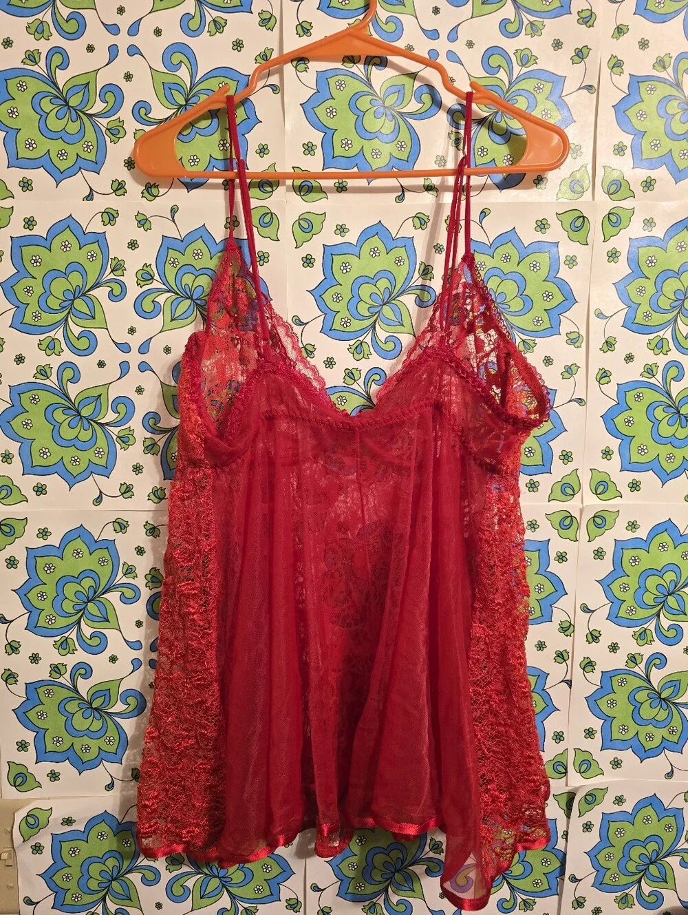 Vintage | Red Lace Lingerie Slip - Picture 4 of 4